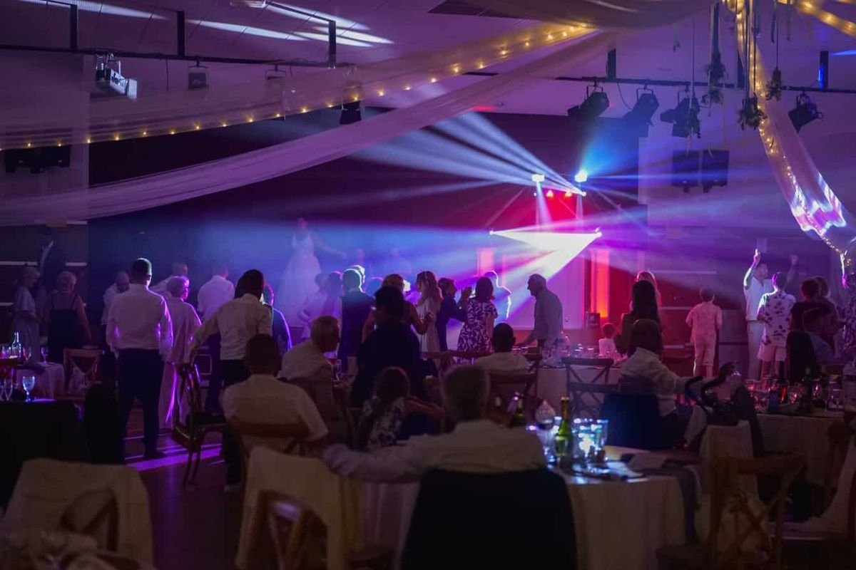 DJ Professionnel et Expérimenté